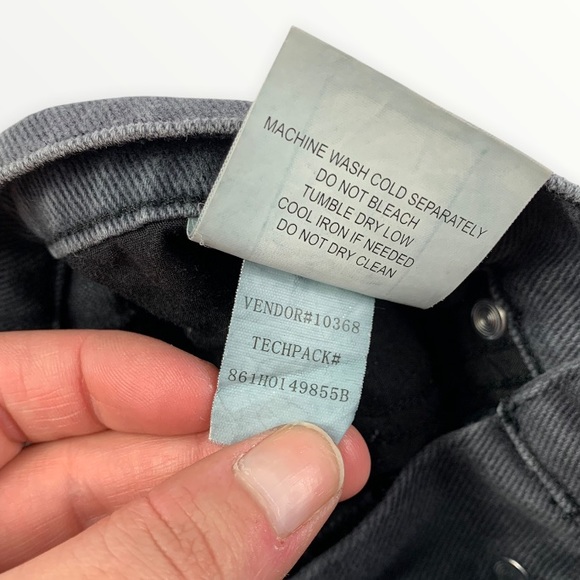 Brandy Melville Distressed Boyfriend Button Fly Jeans - Picture 9 of 9